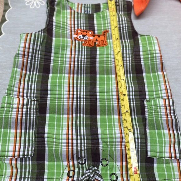 Carters 0-3 Months Romper Shorts with Matching Bodysuit Lion Themed - Picture 11 of 16